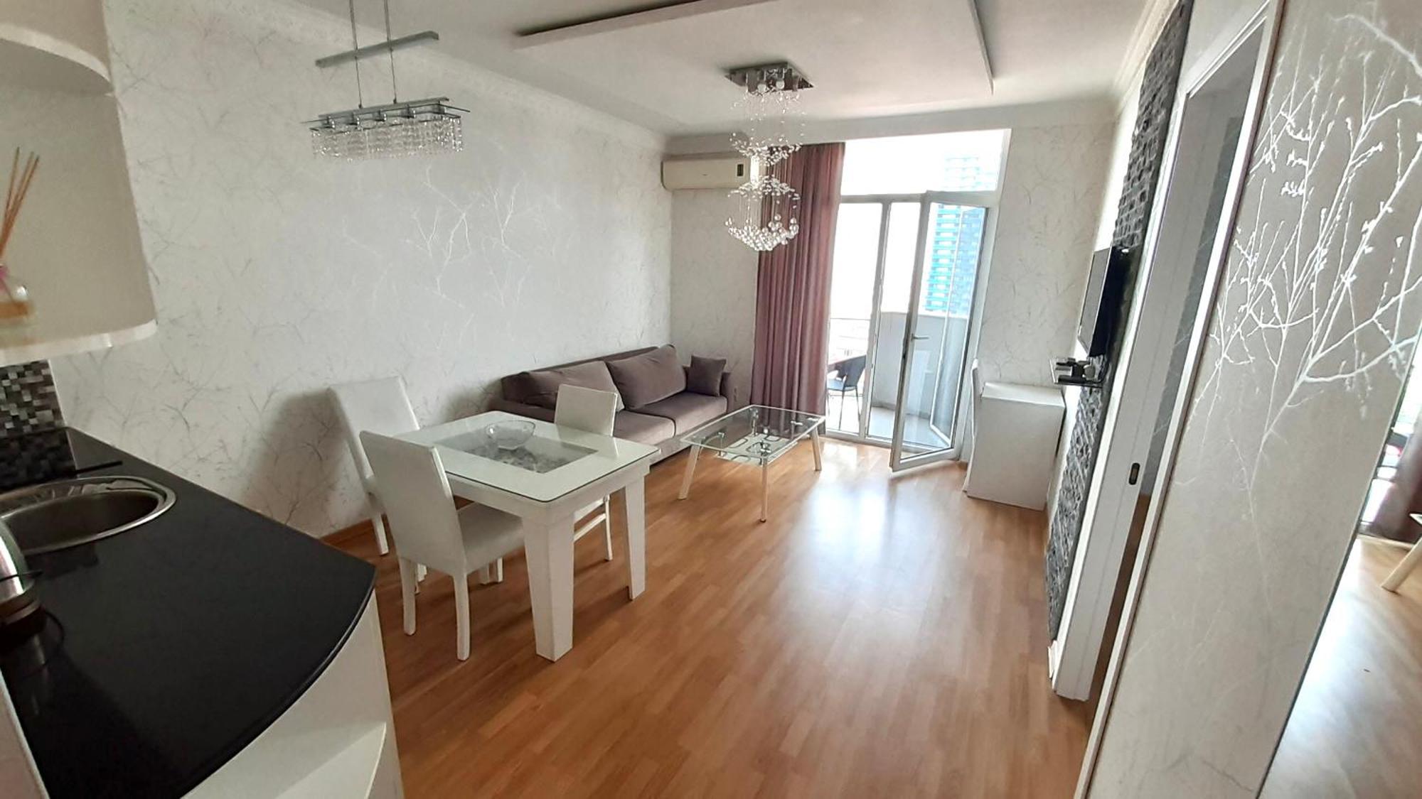 Tina'S Apartments With Panoramic Sea View Batumi Room photo