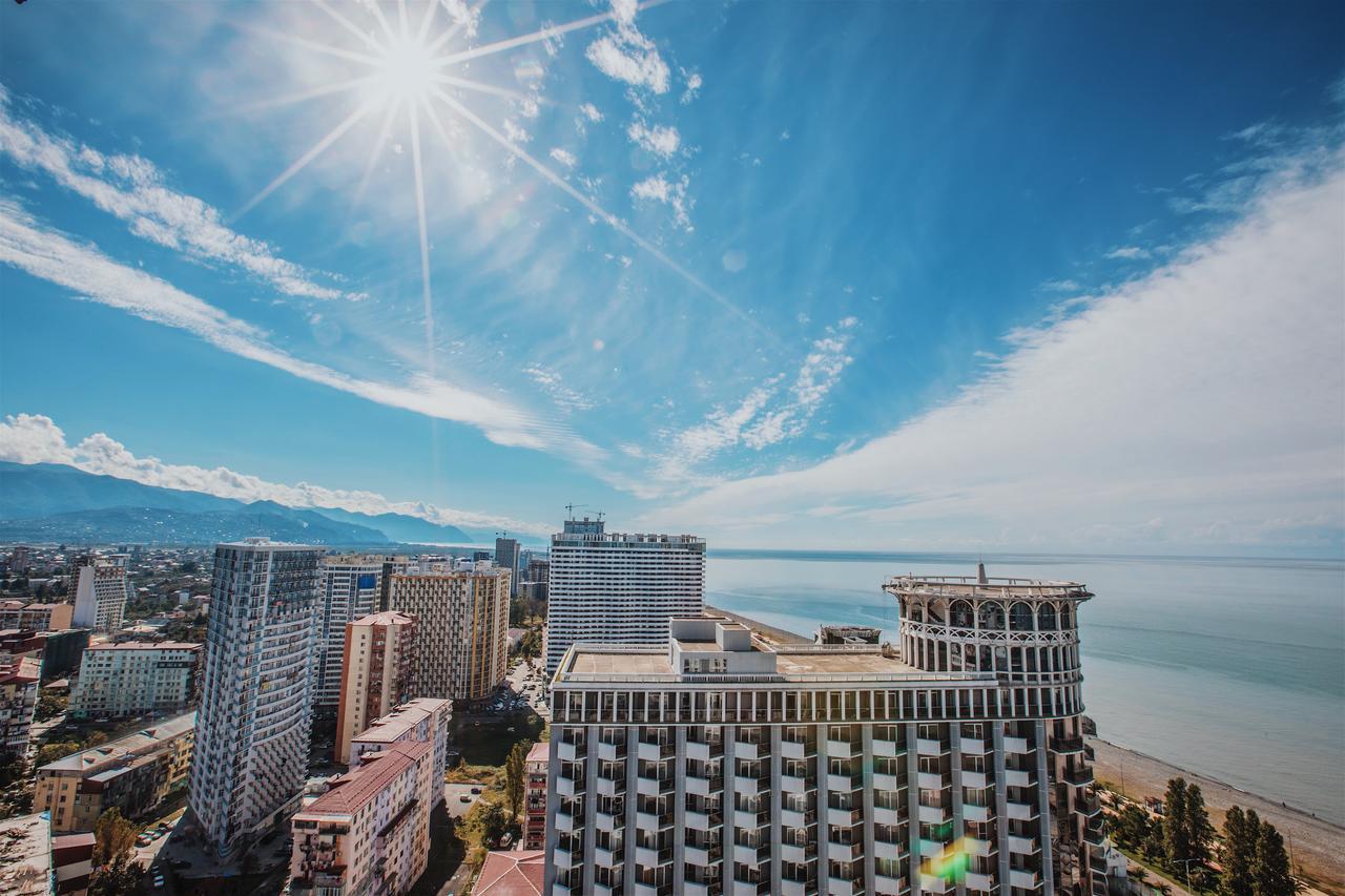 Tina'S Apartments With Panoramic Sea View Batumi Exterior photo